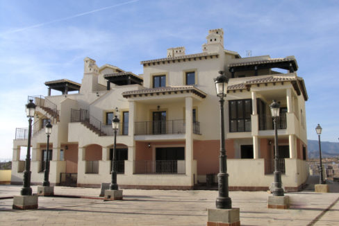  Spesialgallerier Nye Hda Bilder Juli 07 Spanish Village Mg 8219.jpg 129713