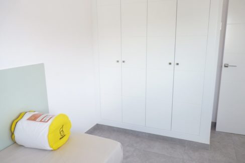 Soverom Enkeltseng Garderobe