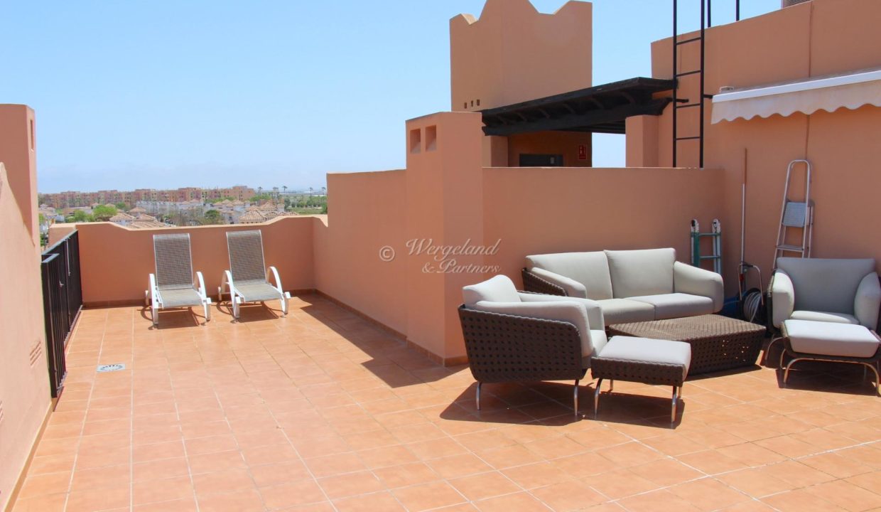 Hovedterrasse Sofagruppe Og 2 Solsenger