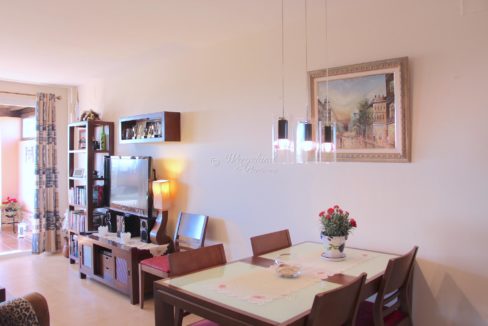 Spisebord Hengende Lamper