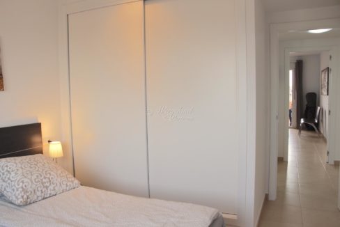 Soverom 2 Garderobe