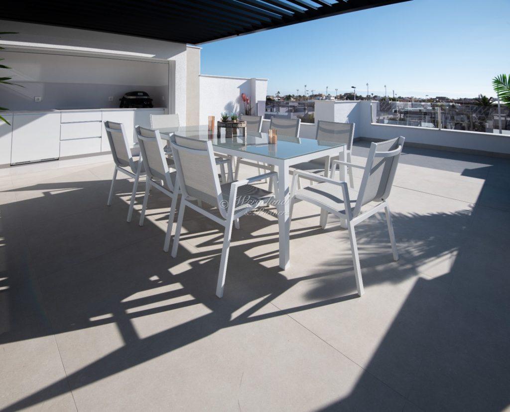  Takterrasse Spisegrupep Under Pergola