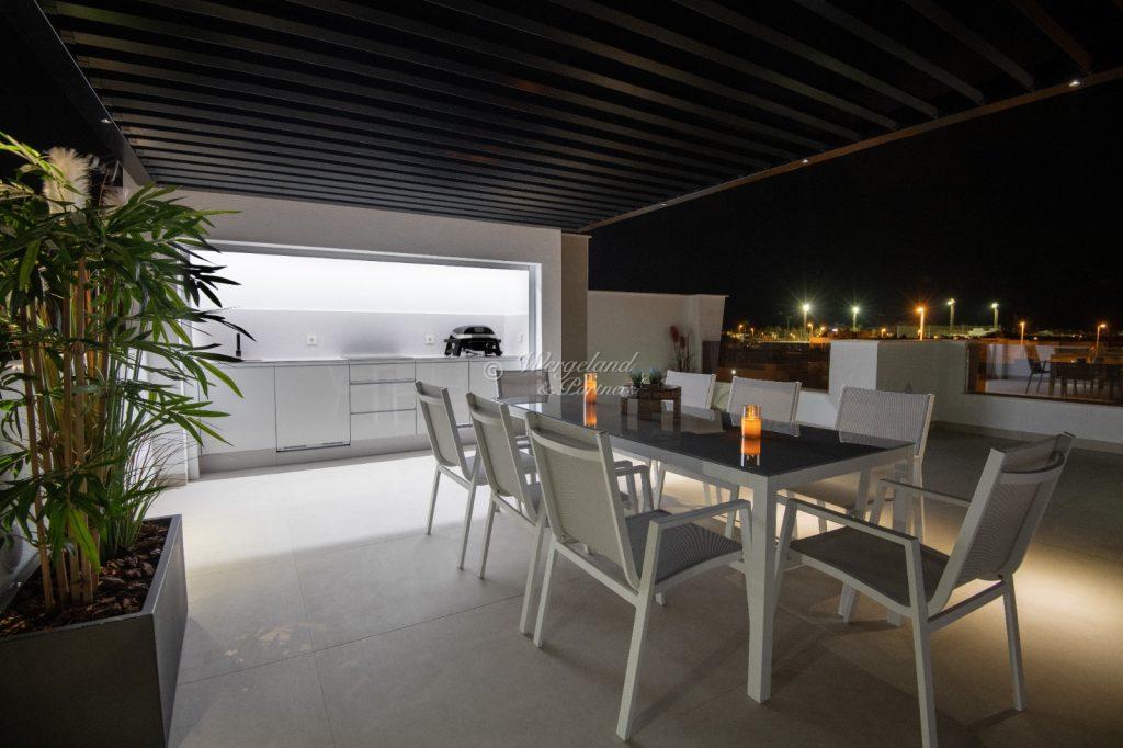  Takterrasse Utekjøkken Kveldsbelsyning