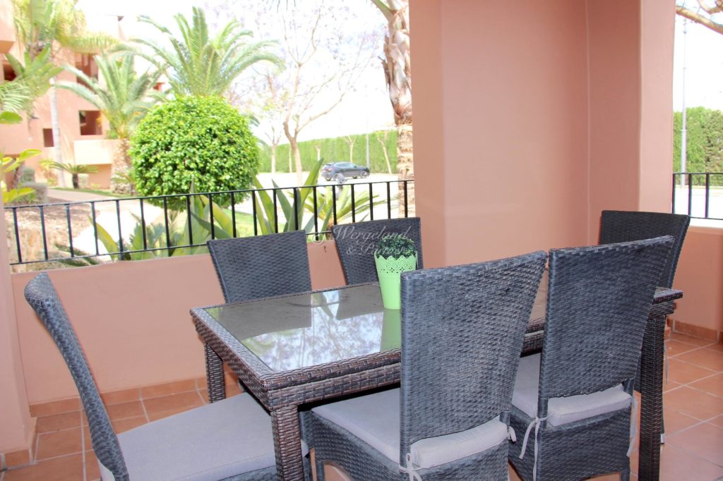  Soverom 3 Terrasse Spisebord Med 6 Stoler