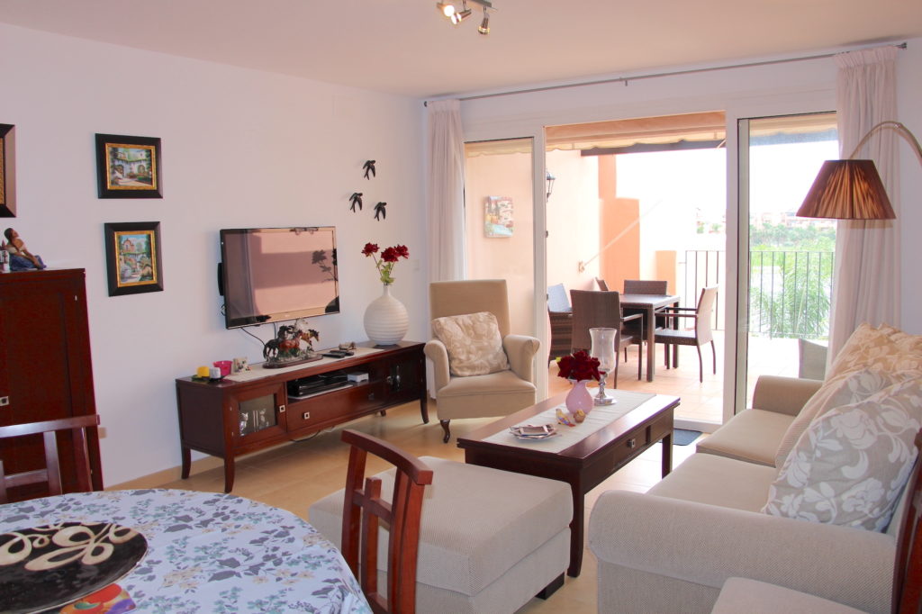  Spisestue Sofa Mot Terrasse