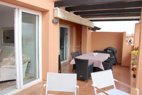 Terrasse Mot Spisegruppe