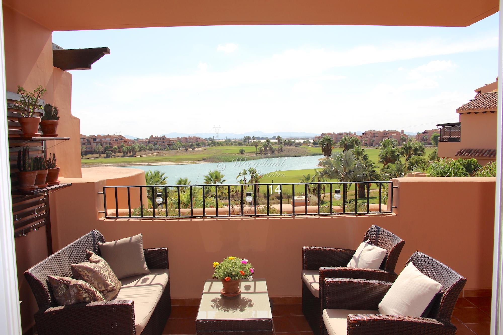 2 bed furnished south facing apartment, 2nd floor, nice view, by the lake [7222]