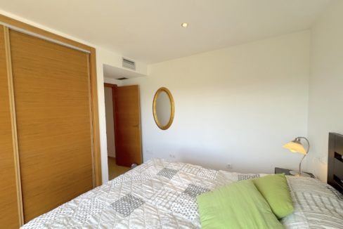 Soverom 3 Garderobe Speil