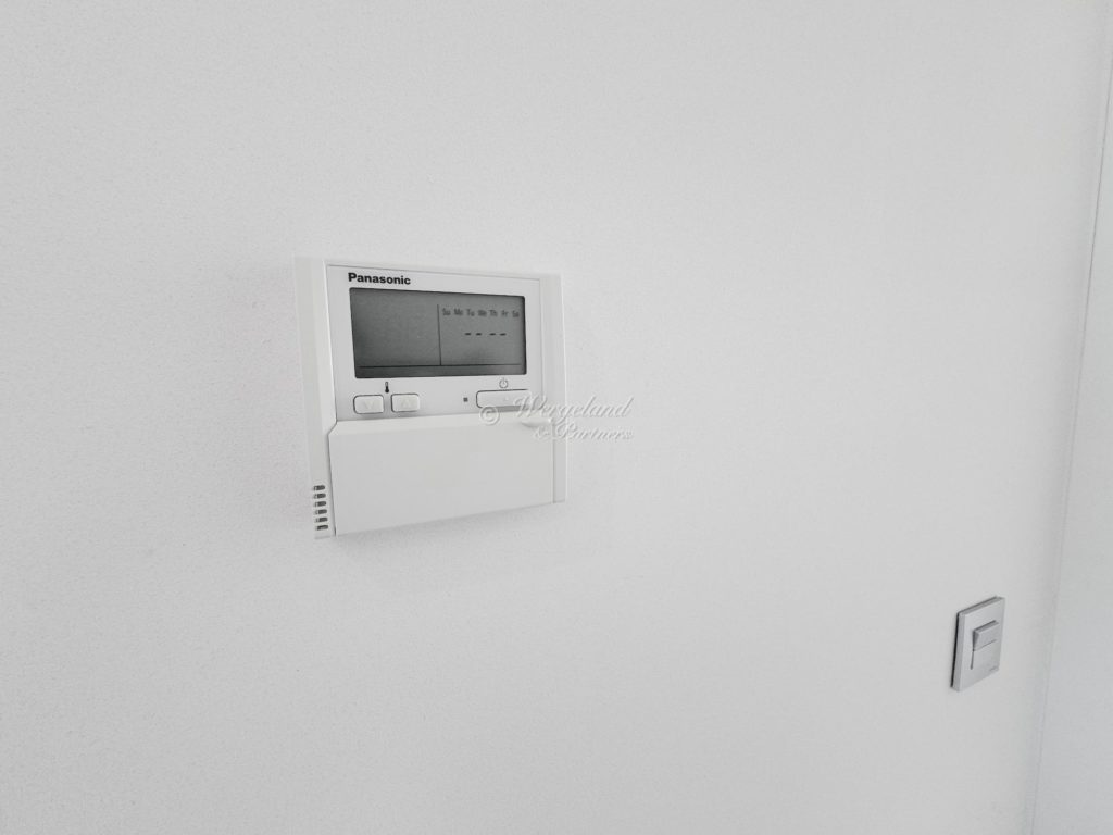  AC Panel