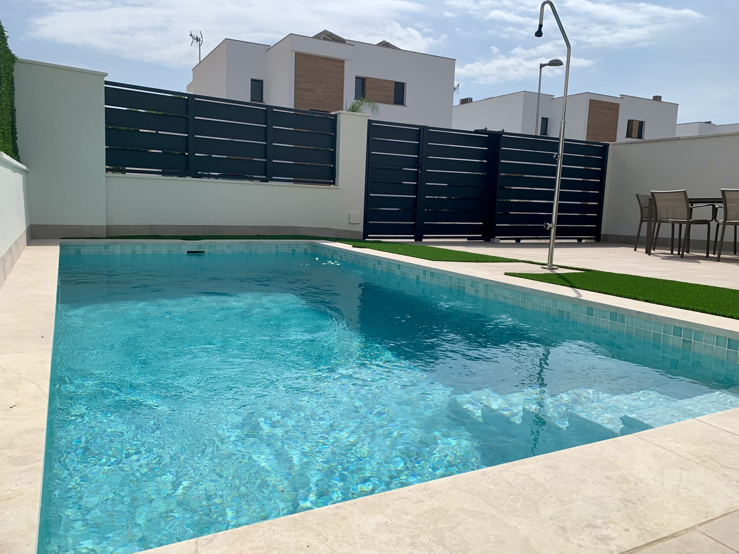 3 soveroms sydvestvendt golfvilla, takterrasse og privat basseng [RGVI]